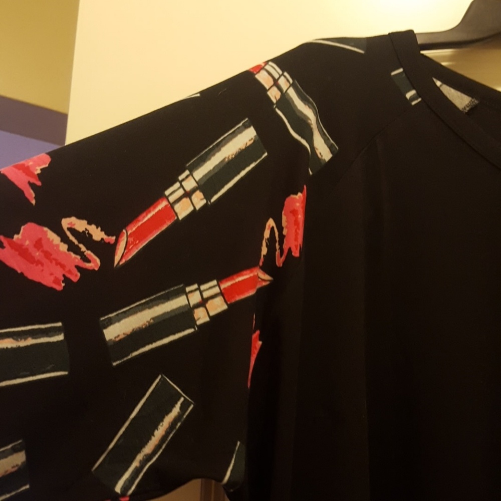 New Lularoe unicorn 3x Randy with lipstick print